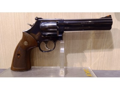 SMITH & WESSON  586 6