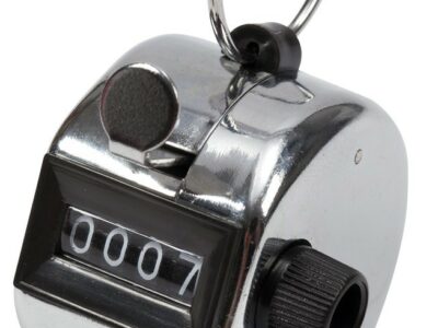 Compteur à main métallique