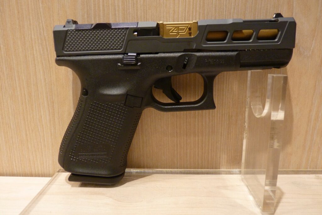 GLOCK ZAFFIRI CUSTOM 19 GEN 5 STONE / RMR CAL 9X19