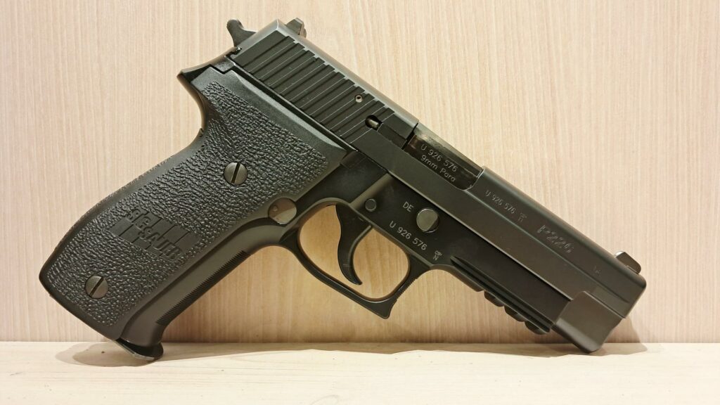 SIG SAUER P226 9X19