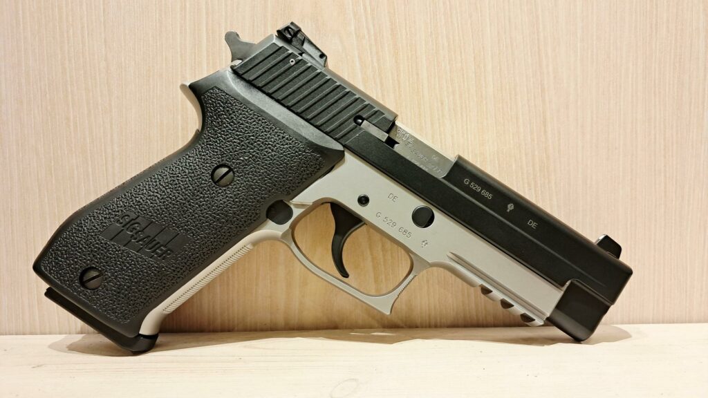 SIG SAUER P220 22LR